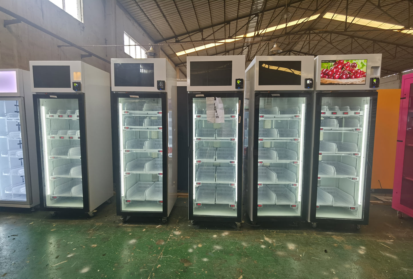 Jewelry Automatic Vending Machine Metal Smart Outdoor And Indoor Vending Machine